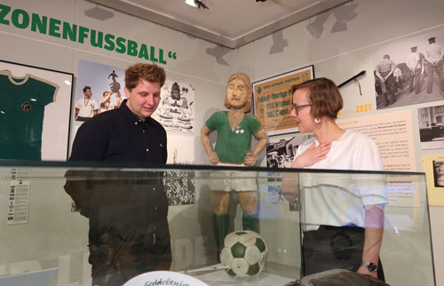 Ausstellungsimpressionen »Wir sind Leutzscher! BSG Chemie Leipzig | Verein. Stadtteil. Zeitgeschichte.« (30.4.-7.9.2025, Stadtgeschichtliches Museum Leipzig) , Fotos: Ricarda Abendroth, Stadtgeschichtliches Museum Leipzig