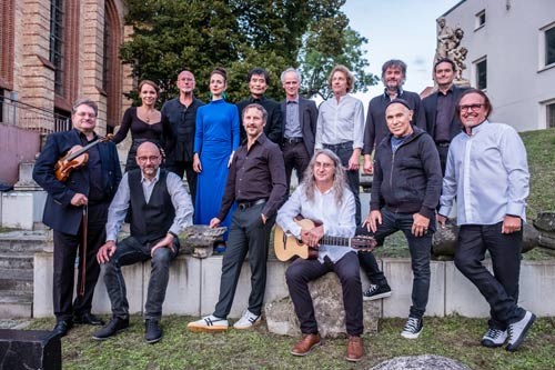 Aventura musikal im Westbad: Internationales Ensemble präsentiert Stücke aus Klassik, Pop und Rock