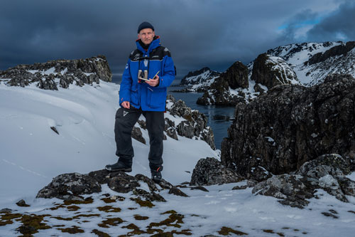 Fritz Hertel während Expedition zu den DAnger Islands, Foto © Esther Horvath