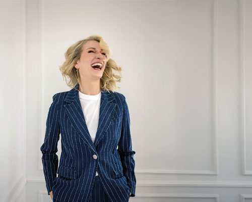 Monika Gruber »Es huift ja nix«, © Starupphoto