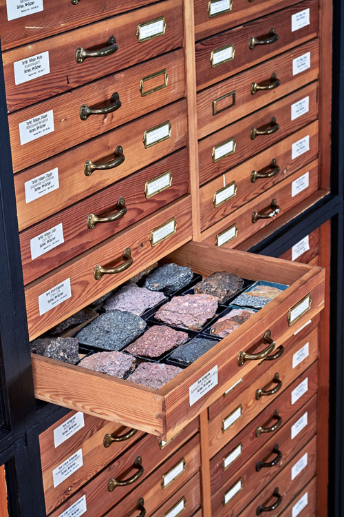 Sammlungsschrank: Geologisch-Paläontologische Sammlung der Universität Leipzig, Foto: St. Krüger