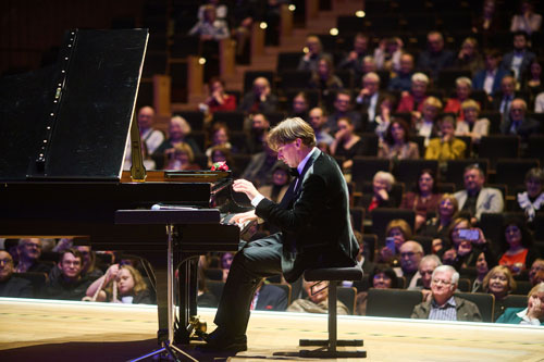 Grzegorz Niemczuk am Klavier, Foto: PR