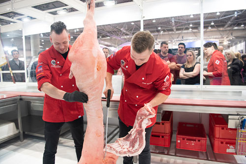 Gläserne Fleischerei: Wild - Neues aus der Schinkenmanufaktur auf der mitteldeutschen handwerksmesse 2020Quelle: Leipziger Messe / Lutz Zimmermann